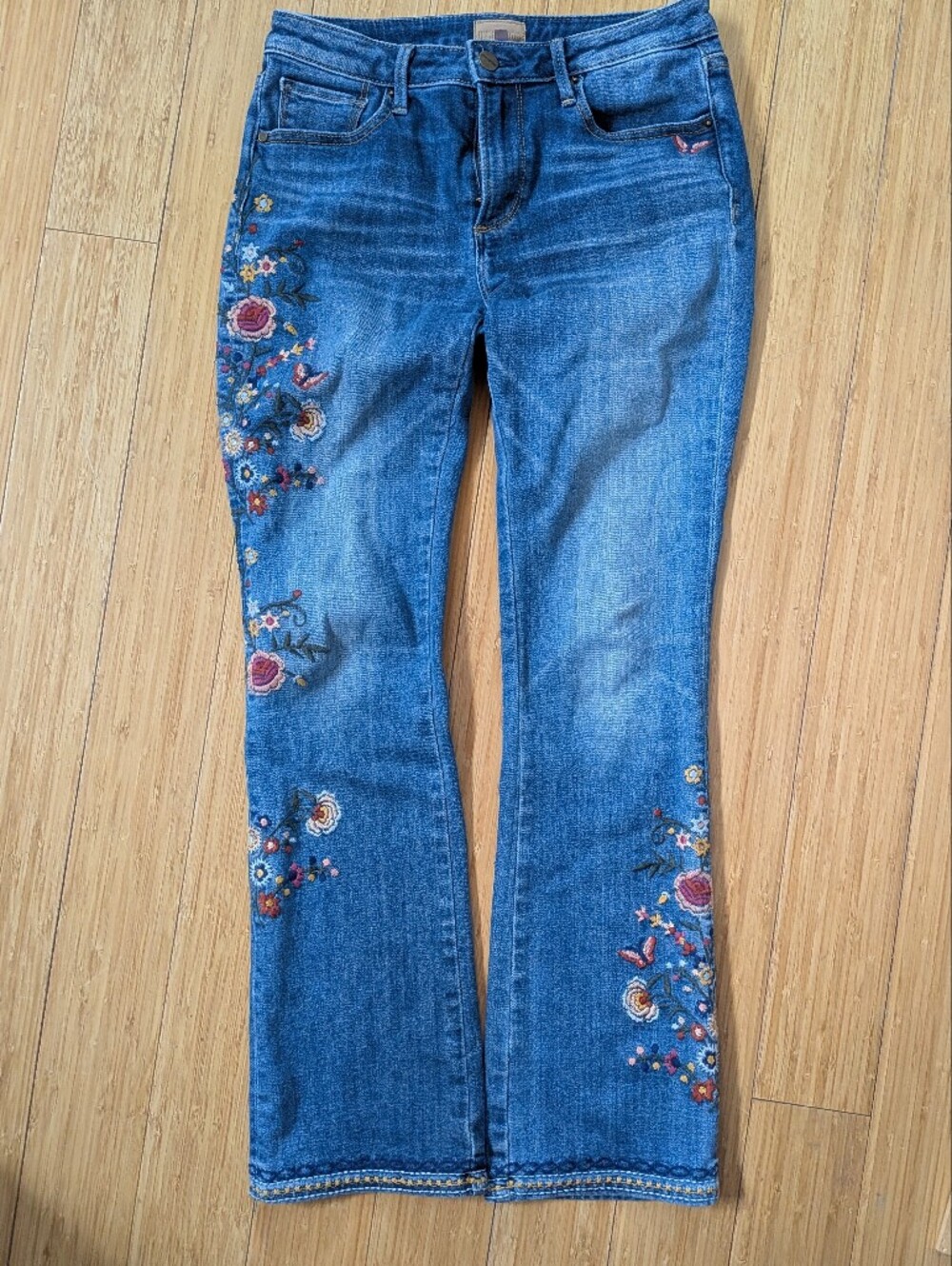 Driftwood Blue Jeans, Bootcut, Embroidered, Like New, Kelly, Waist 27